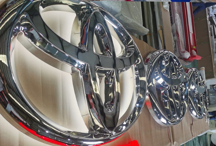 Modern dealership displays and digital signage