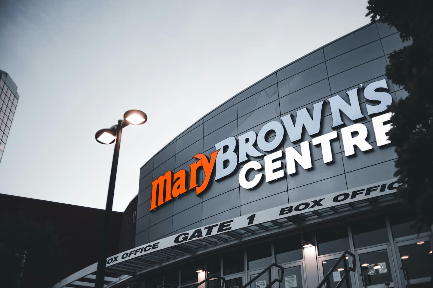 LED Channel Letters for Storefront Signs